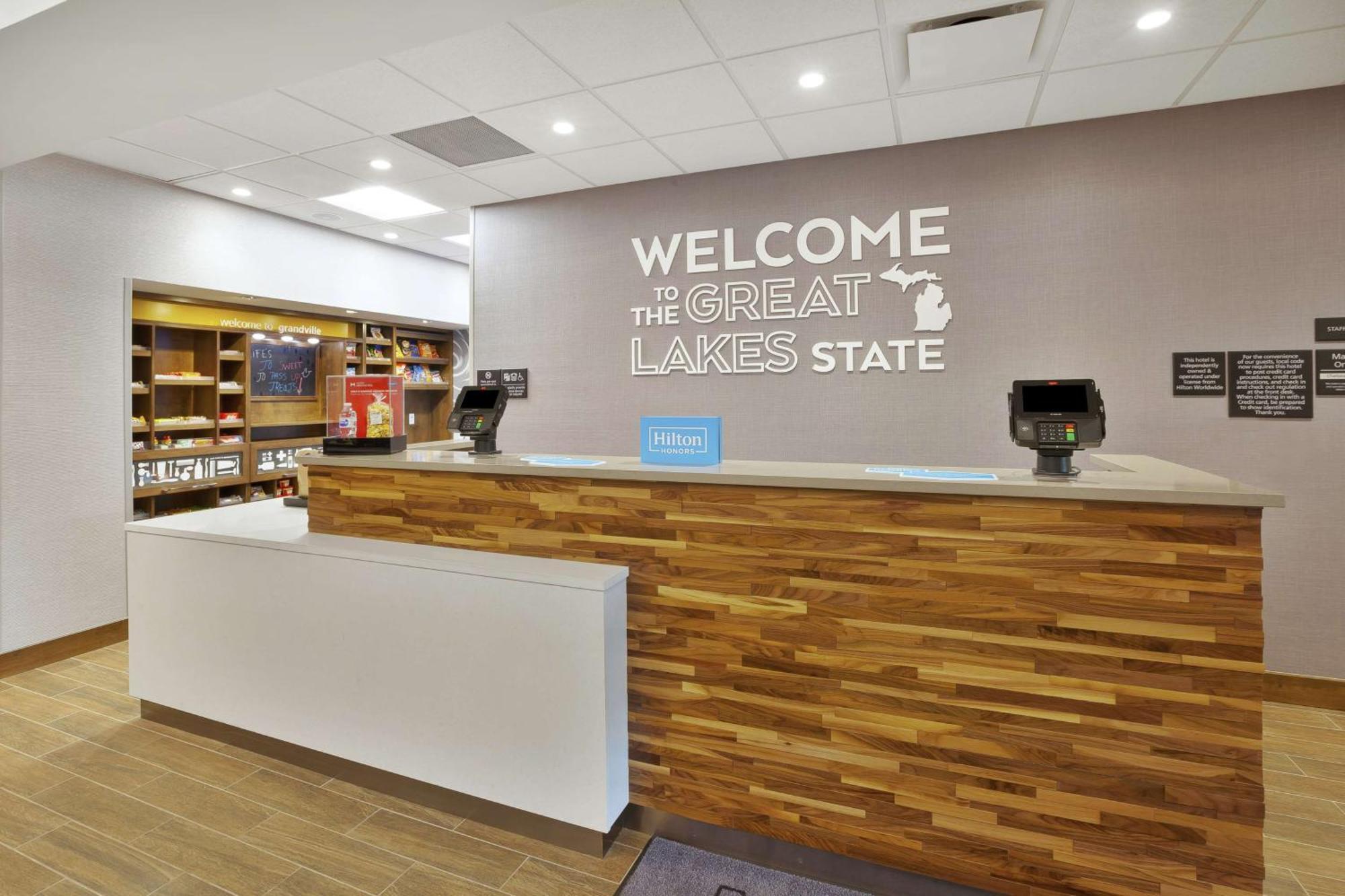Hampton Inn & Suites Grandville Grand Rapids South Exteriör bild
